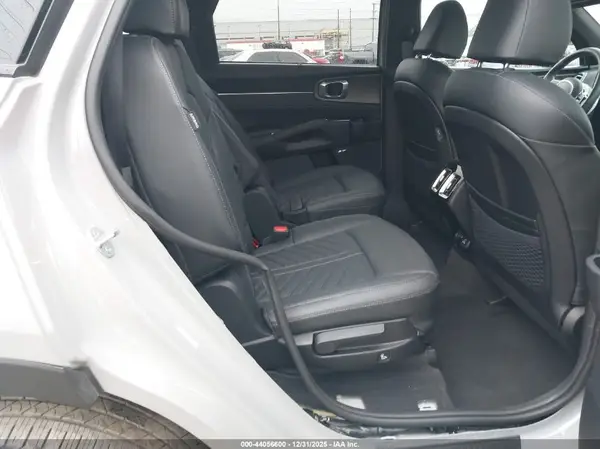 5XYRKDJF5RG255133 2024 KIA SORENTO - Image 8