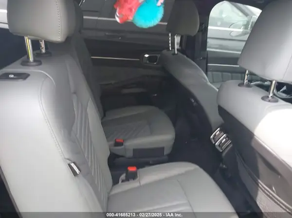 5XYRKDJF5RG269968 2024 KIA SORENTO - Image 8