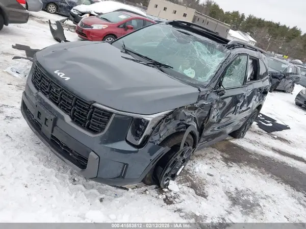 5XYRKDJF5RG292747 2024 KIA SORENTO - Image 2
