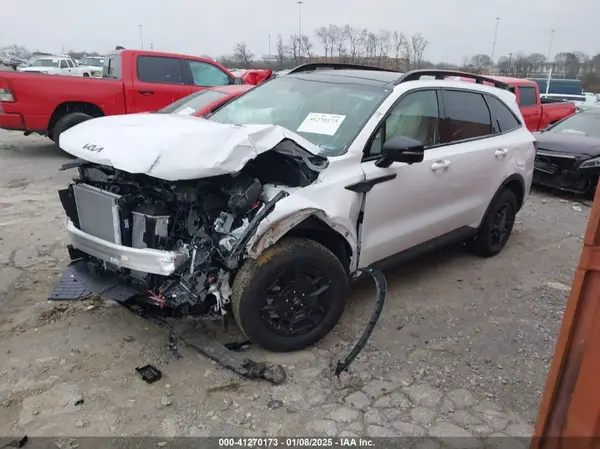 5XYRKDJF5SG314266 2025 KIA SORENTO - Image 2