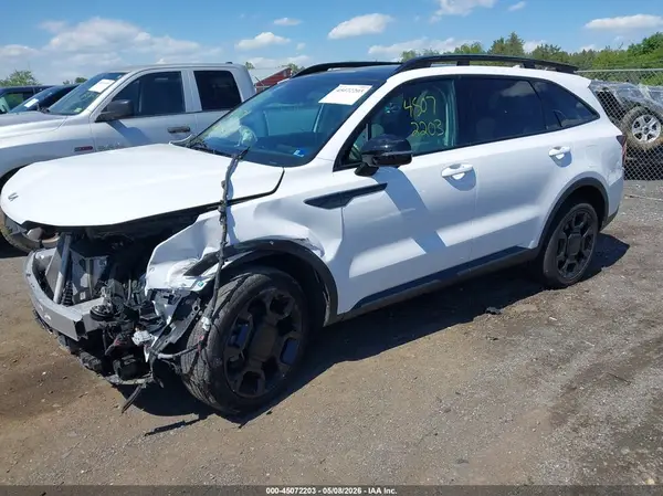 5XYRKDJF5SG356405 2025 KIA SORENTO - Image 2