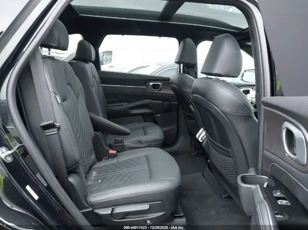 5XYRKDJF7RG271480 2024 KIA SORENTO - Image 8