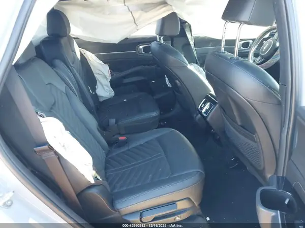 5XYRKDJF7RG300654 2024 KIA SORENTO - Image 8