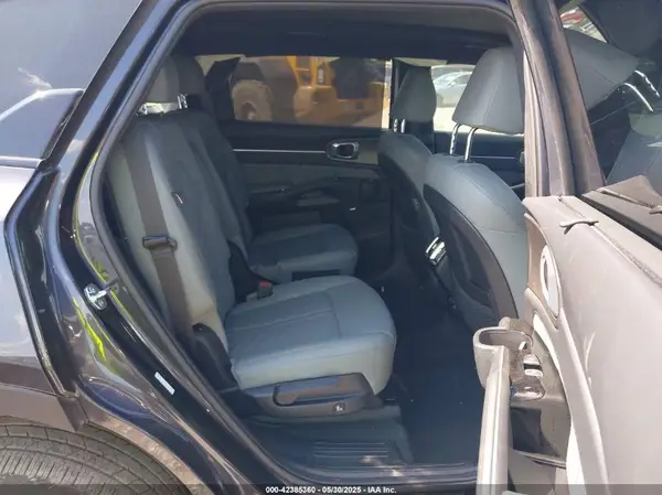 5XYRKDJF8SG377765 2025 KIA SORENTO - Image 8