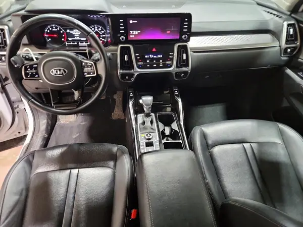 5XYRKDLF0MG014215 2021 KIA SORENTO - Image 8