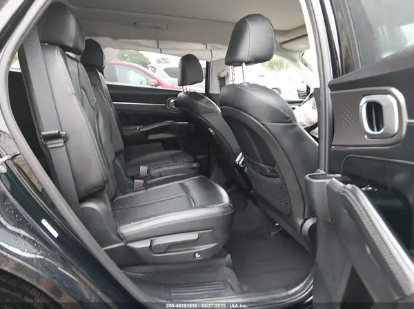 5XYRKDLF0NG077087 2022 KIA SORENTO - Image 8