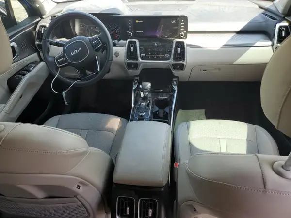 5XYRKDLF0NG087084 2022 KIA SORENTO - Image 8