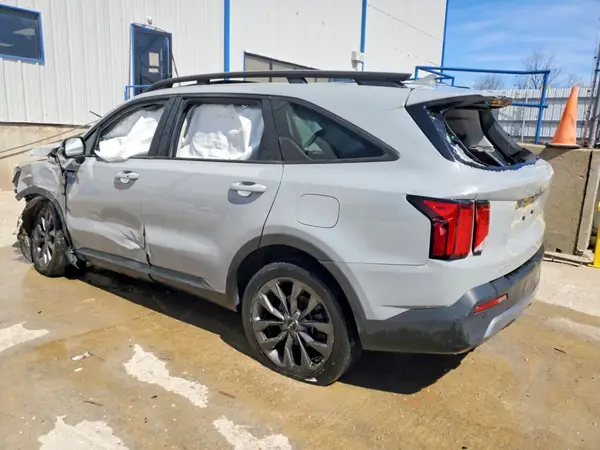 5XYRKDLF0PG203242 2023 KIA SORENTO - Image 2