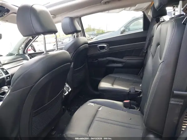 5XYRKDLF0PG226794 2023 KIA SORENTO - Image 8
