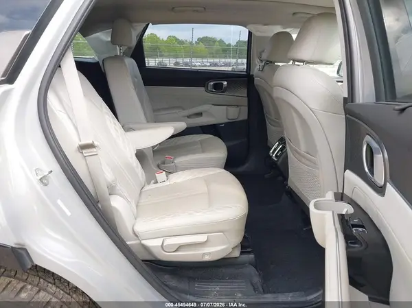 5XYRKDLF0PG239688 2023 KIA SORENTO - Image 8