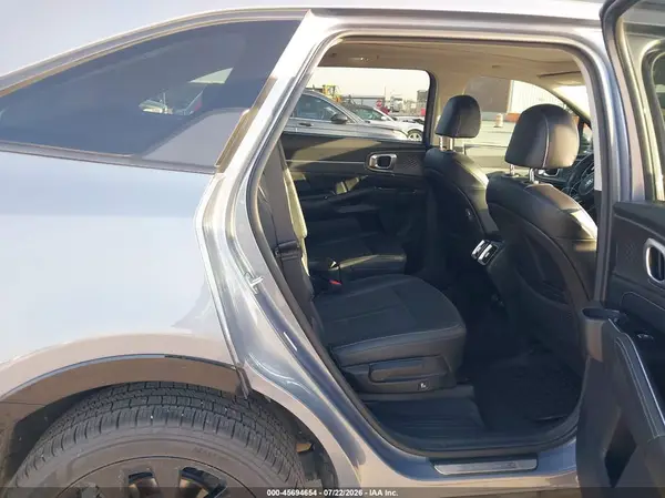 5XYRKDLF1MG045604 2021 KIA SORENTO - Image 8
