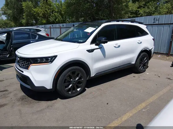 5XYRKDLF1MG055226 2021 KIA SORENTO - Image 2