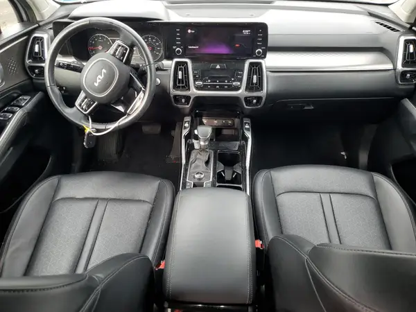 5XYRKDLF1NG076840 2022 KIA SORENTO - Image 8