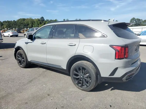 5XYRKDLF1NG120187 2022 KIA SORENTO - Image 2