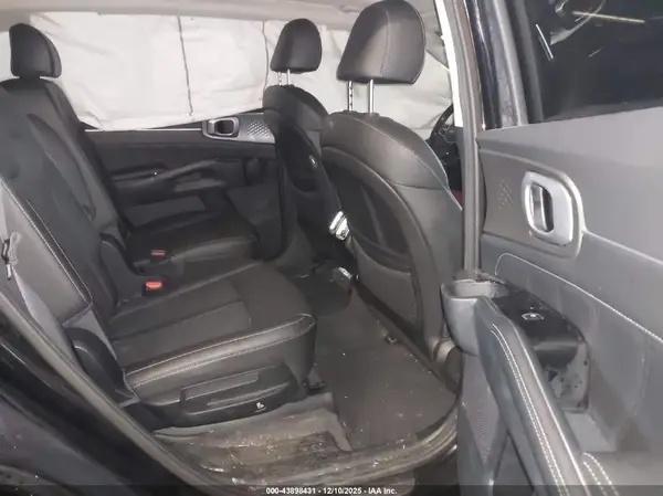 5XYRKDLF1NG121212 2022 KIA SORENTO - Image 8