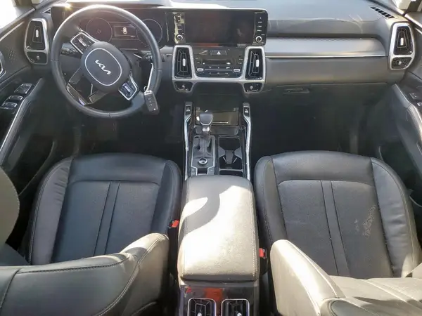5XYRKDLF1NG136972 2022 KIA SORENTO - Image 8