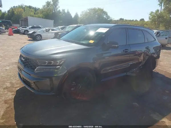 5XYRKDLF1NG158888 2022 KIA SORENTO - Image 2