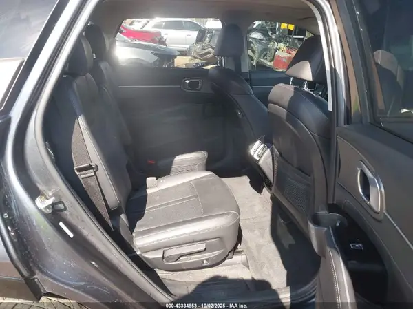5XYRKDLF1NG158888 2022 KIA SORENTO - Image 8