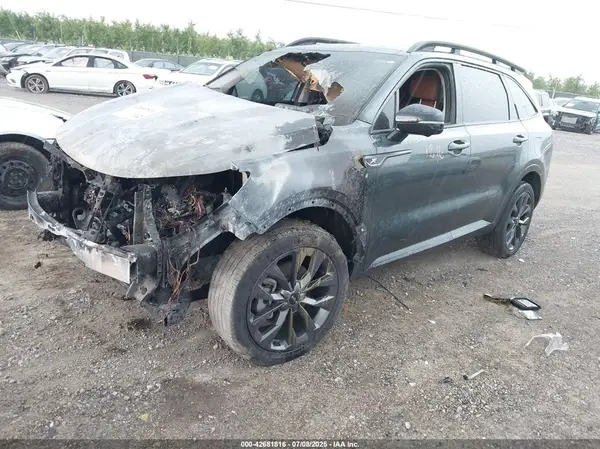 5XYRKDLF1PG174818 2023 KIA SORENTO - Image 2