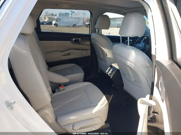 5XYRKDLF1PG202133 2023 KIA SORENTO - Image 8