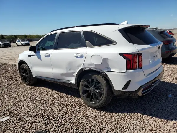 5XYRKDLF2MG016354 2021 KIA SORENTO - Image 2