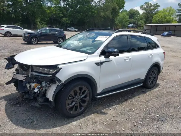 5XYRKDLF2MG022641 2021 KIA SORENTO - Image 2