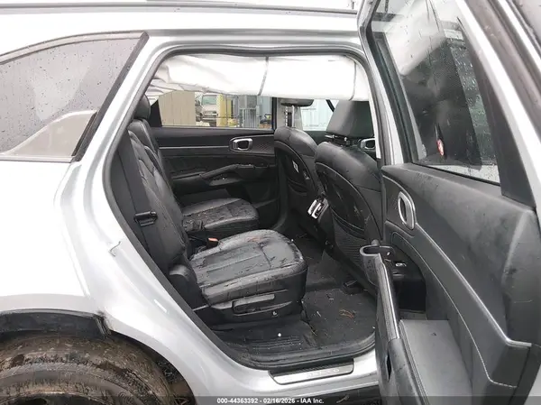 5XYRKDLF2MG044252 2021 KIA SORENTO - Image 8