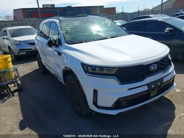 5XYRKDLF2MG068132 2021 KIA SORENTO - Image 1