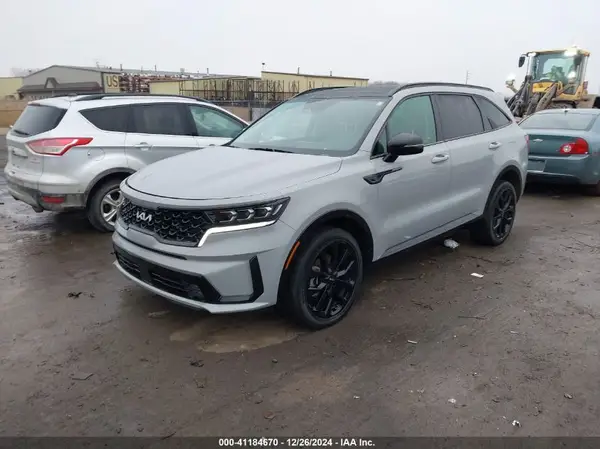 5XYRKDLF2NG132493 2022 KIA SORENTO - Image 2