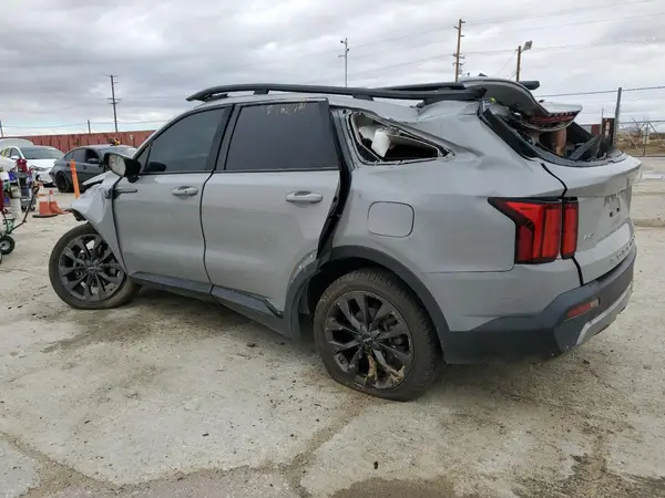 5XYRKDLF2NG133529 2022 KIA SORENTO - Image 2