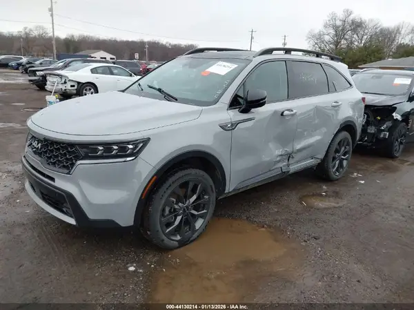 5XYRKDLF2PG187464 2023 KIA SORENTO - Image 2