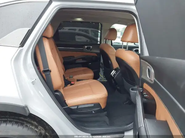 5XYRKDLF2PG187464 2023 KIA SORENTO - Image 8