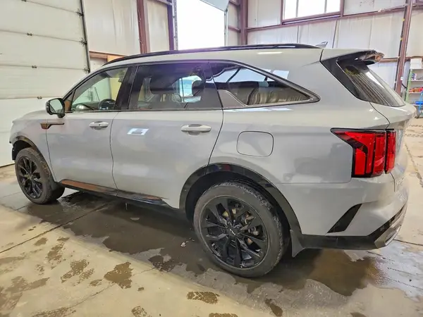 5XYRKDLF2PG213920 2023 KIA SORENTO - Image 2