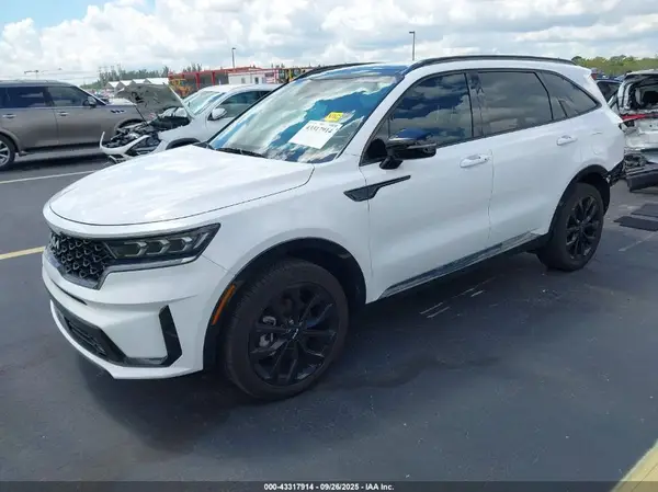 5XYRKDLF2PG242768 2023 KIA SORENTO - Image 2