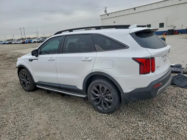 5XYRKDLF3MG010157 2021 KIA SORENTO - Image 2