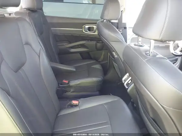 5XYRKDLF3MG055423 2021 KIA SORENTO - Image 8
