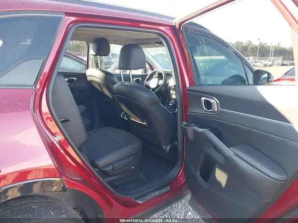 5XYRKDLF3MG058693 2021 KIA SORENTO - Image 8