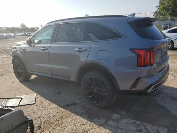 5XYRKDLF3NG076225 2022 KIA SORENTO - Image 2