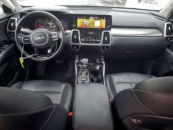 5XYRKDLF3NG135368 2022 KIA SORENTO - Image 8