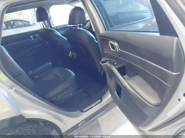 5XYRKDLF3NG139047 2022 KIA SORENTO - Image 8