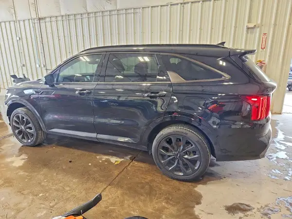5XYRKDLF3NG142336 2022 KIA SORENTO - Image 2