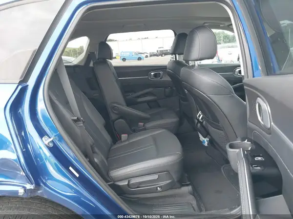 5XYRKDLF3PG188168 2023 KIA SORENTO - Image 8