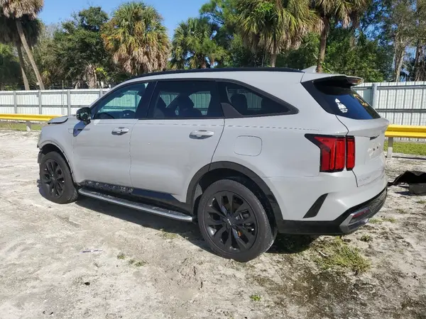 5XYRKDLF3PG225249 2023 KIA SORENTO - Image 2