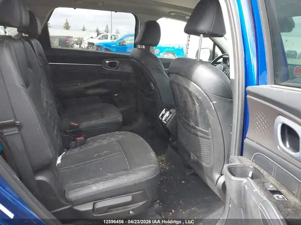 5XYRKDLF4NG101780 2022 KIA SORENTO - Image 8