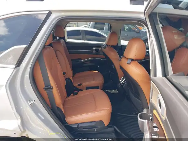 5XYRKDLF4NG111239 2022 KIA SORENTO - Image 8