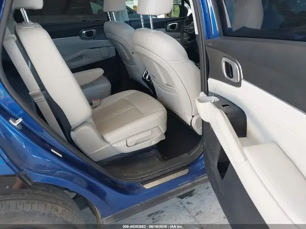 5XYRKDLF4NG130714 2022 KIA SORENTO - Image 8