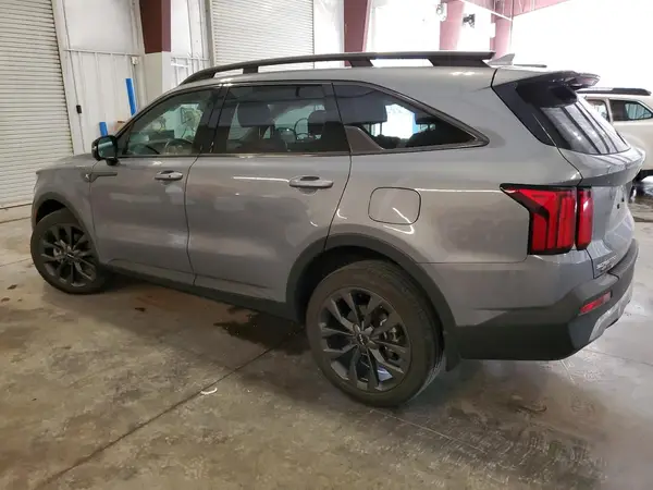 5XYRKDLF4PG240049 2023 KIA SORENTO - Image 2