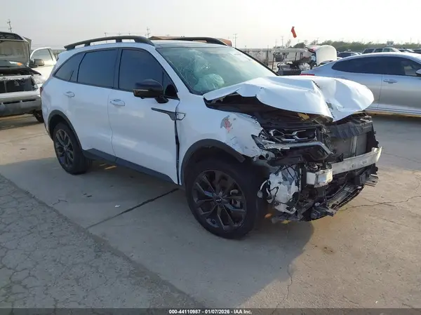 5XYRKDLF4PG247518 2023 KIA SORENTO - Image 1