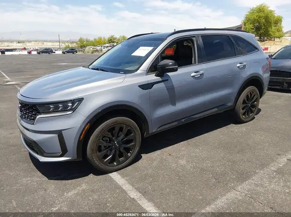 5XYRKDLF5MG045184 2021 KIA SORENTO - Image 2