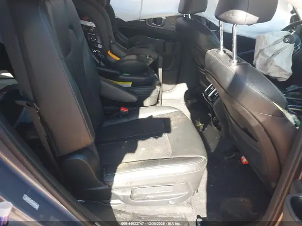 5XYRKDLF5MG046027 2021 KIA SORENTO - Image 8